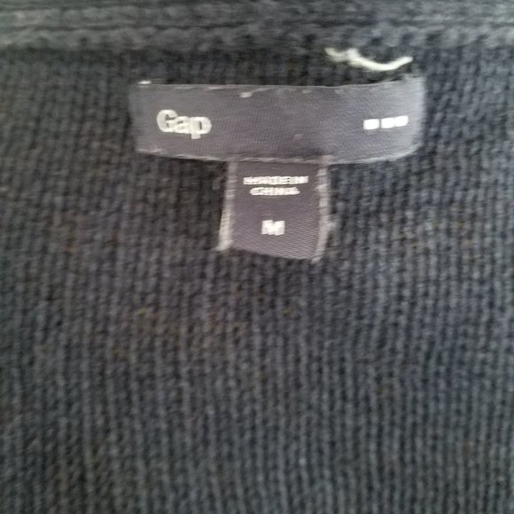 Cardigan - Picture 5 of 8